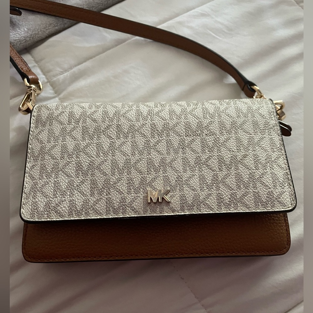 MICHAEL  KORS